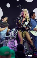 GWEN STEFANI Performs for State Street Global Advisors at Times Square 10/29/2024