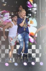 GWEN STEFANI Rehearsing Ahead of Her Performance on Jimmy Kimmel Live! in Hollywood 09/30/2024