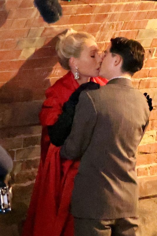 GWYNETH PALTROW and Timothee Chalamet Filming a Kiss Scene at Marty Supreme Set at Central Park in New York 10/17/2024