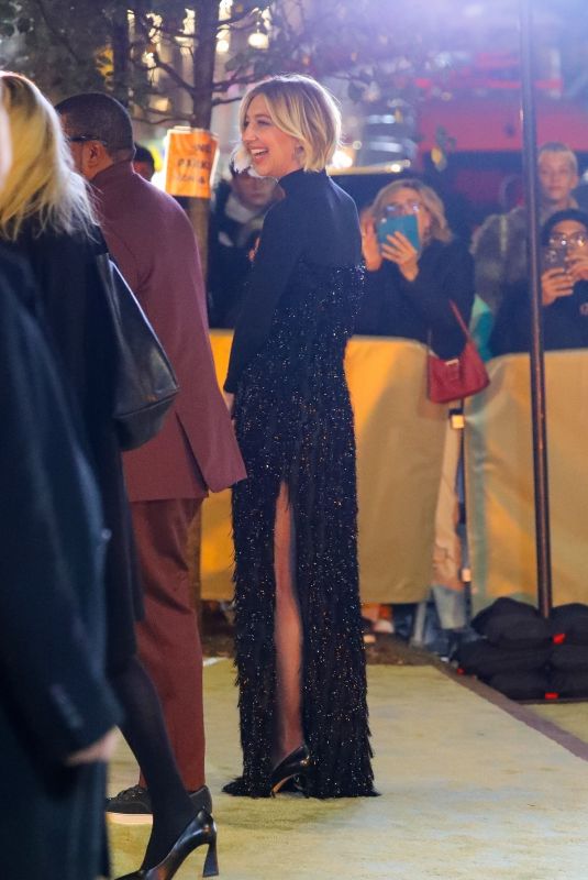 HEIDI GARDNER Arrives at WSJ. Magazine 2024 Innovator Awards in New York 10/29/2024