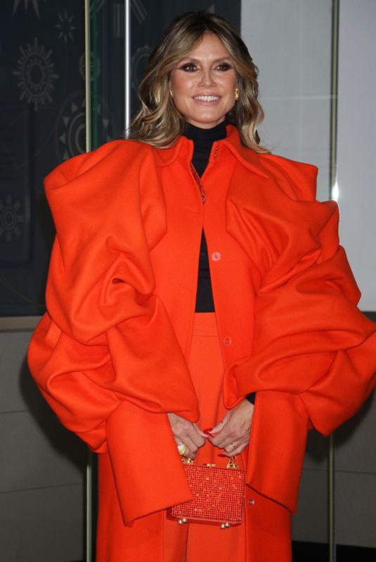HEIDI KLUM Lights up Empire State Buiding for Halloween in New York 10/29/2024