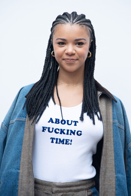 INDIA AMARTEIFIO at Stella McCartney Womenswear Spring-Summer 2025 Show at Paris Fashion Week 09/30/2024