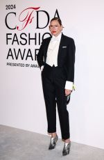 JENNA LYONS at CFDA Fashion Awards at American Museum of Natural History in New York 10/28/2024