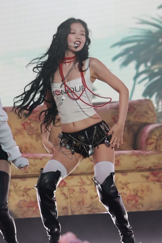 JENNIE Performs at Jimmy Kimmel Live in Hollywood 10/15/2024