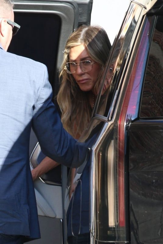JENNIFER ANISTON Heading to Jimmy Kimmel Live in Hollywood 10/02/2024