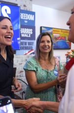JENNIFER GARNER at a Campaign for Kamala Harris in Arizona 10/05/2024