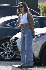JESSICA ALBA Arrive at Her Daughter