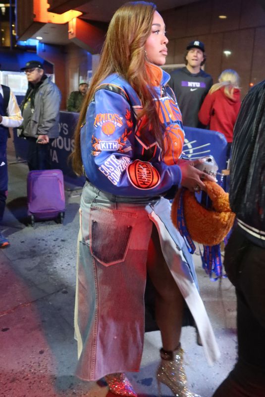 JORDYN WOODS Arrives at Penn Station in New York 10/26/2024