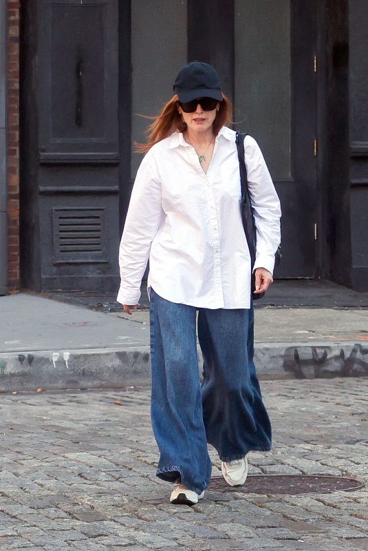 JULIANNE MOORE Out and About in New York 10/31/2024