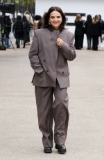 JULIETTE BINOCHE Arrives at Stella McCartney Womenswear Spring-Summer 2025 Show at Paris Fashion Week 09/30/2024