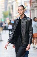 KARLIE KLOSS Out Waiting a Ride in New York 10/21/2024