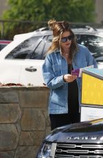 KATHERINE SCHWARZENEGGER Casts Her Vote as She Drops Her Ballot in Ballot Box in Los Angeles 10/26/2024