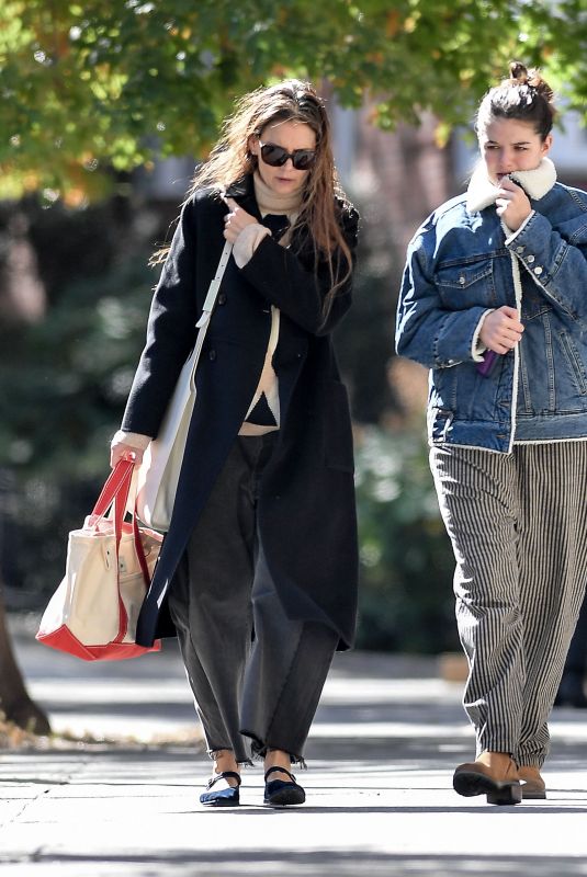 KATIE HOLMES and SURI CRUISE Out in New York 10/16/2024