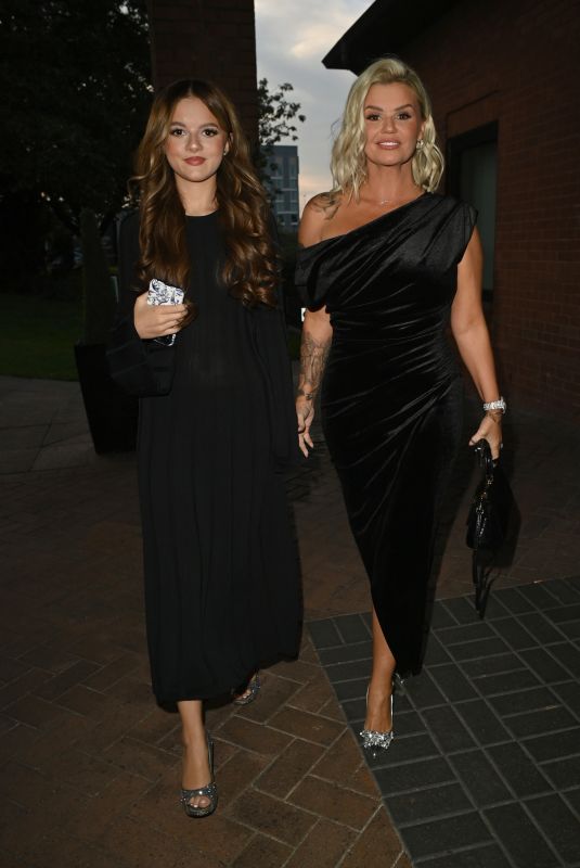 KERRY and HEIDI KATONA Arrives at Nick and Eve Spearman
