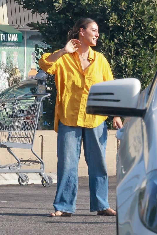 KHATIRA RAFIQZADA Out and About in Los Feliz 10/04/2024
