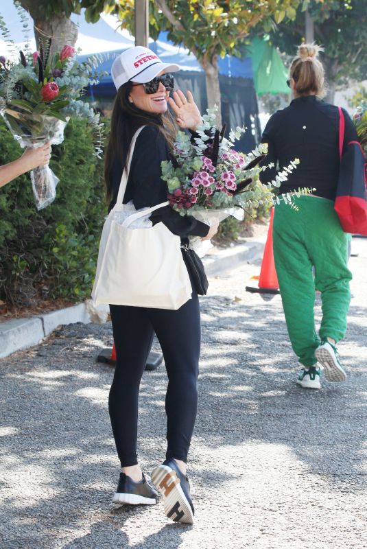 KYLE RICHARDS Heading to Farmers Market in Los Angeles 10/13/2024