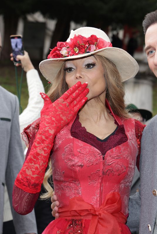 LA TOYA JACKSON Visits Oktoberfest 09/28/2024
