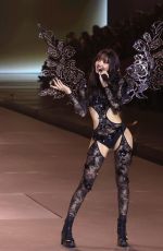 LALISA MANOBAL Performs at 2024 Victoria