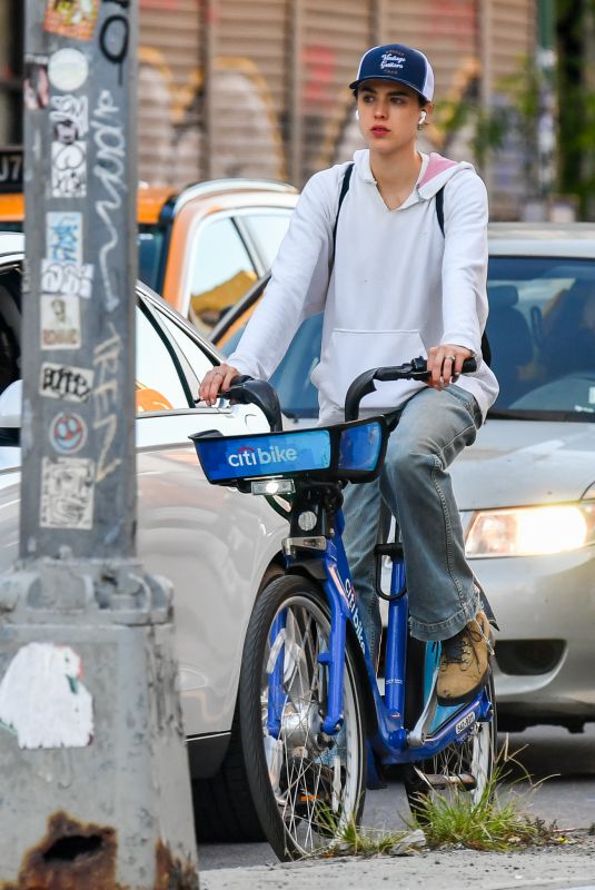 MARGARET QUALLEY Out for a Bike Ride in New York 10/05/2024