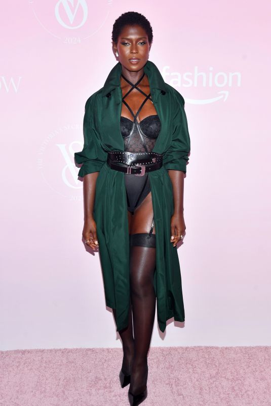 MARIA BORGES at 2024 Victoria’s Secret Fashion Show in New York 10/15/2024