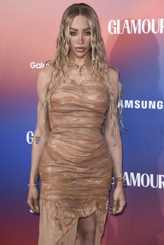 MUNROE BERGDORF at Glamour Women of the Year Awards in London 10/01/2024