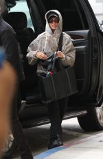 NAOMI SCOTT Arrives at Burbank Airport 10/06/2024