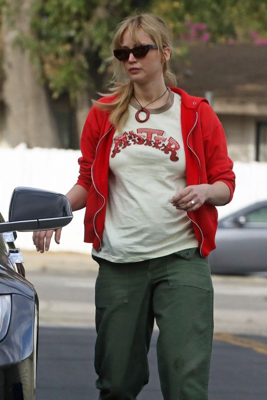 Pregnant JENNIFER LAWRENCE Out in Los Angeles 10/26/2024