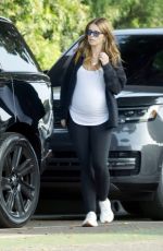 Pregnant KATHERINE SCHWARZENEGGER Leaves a Workout Class in Los Angeles 10/10/2024