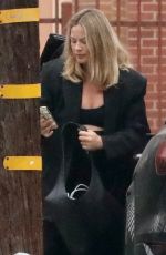 Pregnant MARGOT ROBBIE Arrives at an Office Building in Santa Monica 10/01/2024