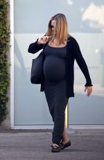 Pregnant MARGOT ROBBIE Out in Santa Monica 10/08/2024