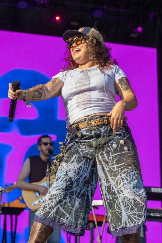 REMI WOLF Performs at Austin City Limits Music Festival at Zilker Park in Austin 10/12/2024