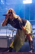 RENNE RAPP Performs at Austin City Limits Music Festival at Zilker Park in Austin 10/12/2024