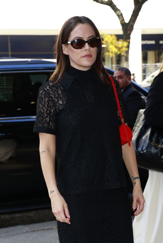 RILEY KEOUGH Heading to Drew Barrymore Show in New York 10/09/2024