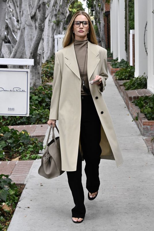 ROSIE HUNTINGTON-WHITELEY Out and About in Los Angeles 10/17/2024