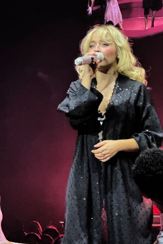SABRINA CARPENTER Performs at Short n