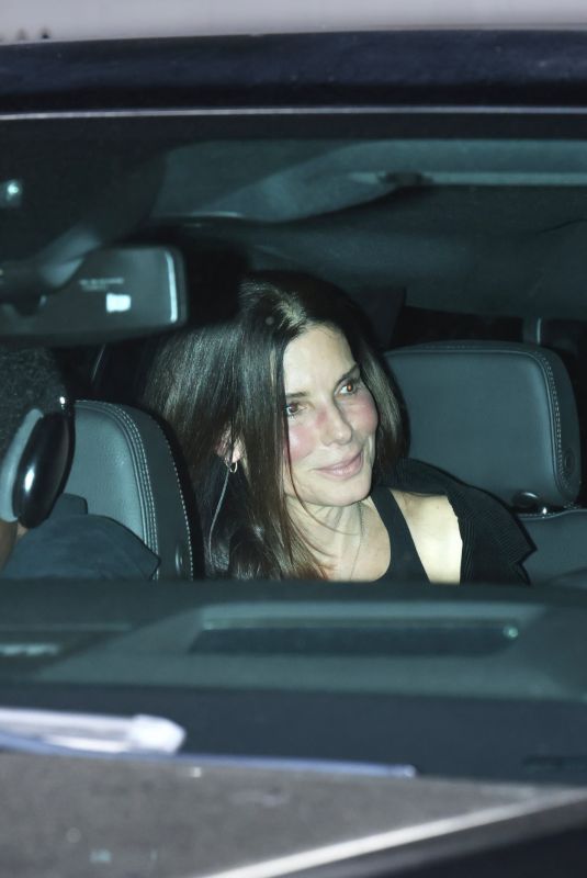 SANDRA BULLOCK Leaves Craig