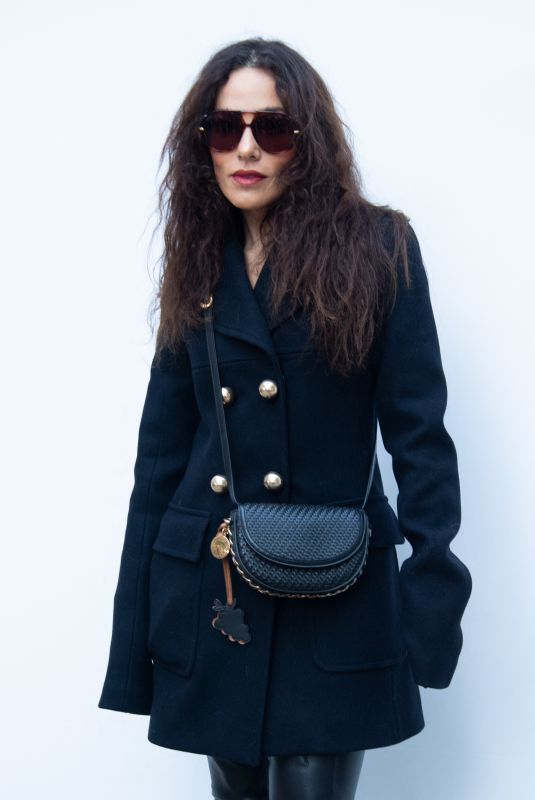 SARAH DENIZ at Stella McCartney Womenswear Spring-Summer 2025 Show at Paris Fashion Week 09/30/2024
