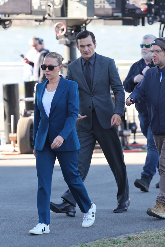 SCARLETT JOHANSSON and Rupert Friend on the Set of Jurassic World Rebirth in Dumbo 10/20/2024