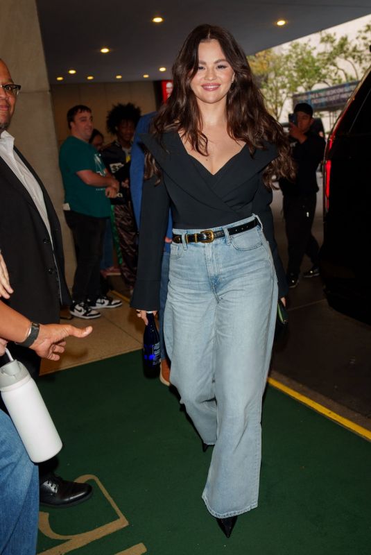 SELENA GOMEZ Leaves Her Hotel in New York 10/01/2024