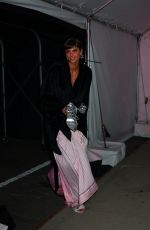 TAYLOR HILL Arrives at Victoria