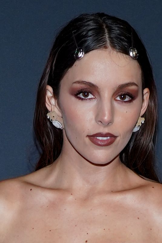 TAYLOR QUITARA at 18th Annual DKMS Gala in New York 10/17/2024