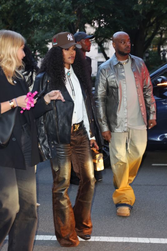 TEYANA TAYLOR Arrives at Harlem