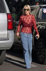 TORI SPELLING Shopping at Icon Golf Carts in Calabasas 10/23/2024