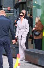 VICTORIA BEKHAM Leaves a Photoshoot in New York 10/17/2024