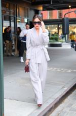 VICTORIA BEKHAM Leaves a Photoshoot in New York 10/17/2024