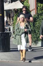 ADDISON RAE Out for Lunch with Friends 11/08/2024