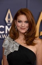 ALECIA DAVIS at 58th Annual CMA Awards at Bridgestone Arena in Nashville 11/20/2024
