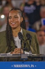 ALICIA KEYS Supports Kamala Harris in Norristown 11/02/2024