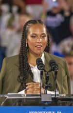 ALICIA KEYS Supports Kamala Harris in Norristown 11/02/2024