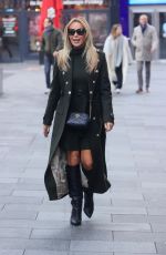 AMANDA HOLDEN Leaves ITV Martin Frizell Quits the Show in London 11/29/2024